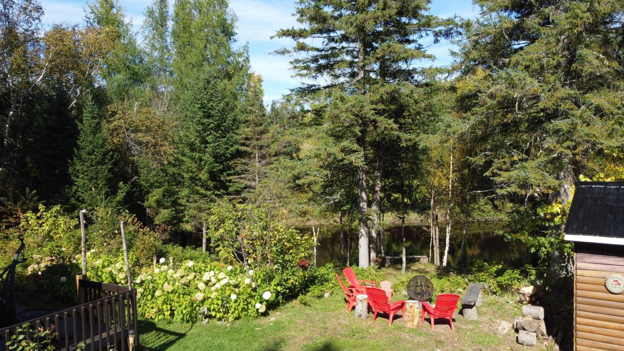 Chalet Nabu L'Ours - Riviere - Billard サン・タレクシ・デ・モン エクステリア 写真
